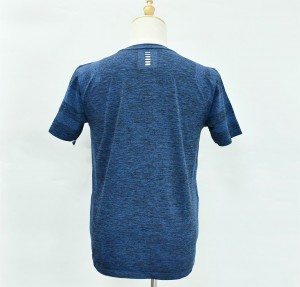 Men’s Seamless T-shirt