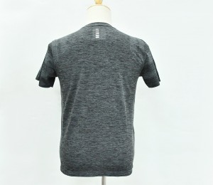 Men’s Seamless T-shirt