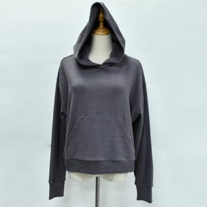 Women’s Pullerover Hoodie