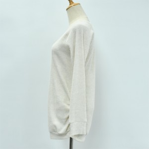 Women’s V-Neck Pullover