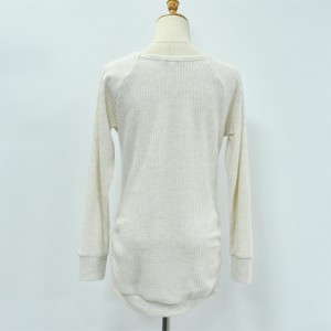 Women’s V-Neck Pullover